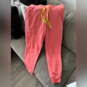 Woman’s fig Zamora joggers